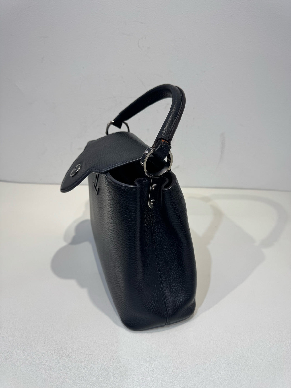 Louis Vuitton - Capucines BB - Leather - Black - (small)