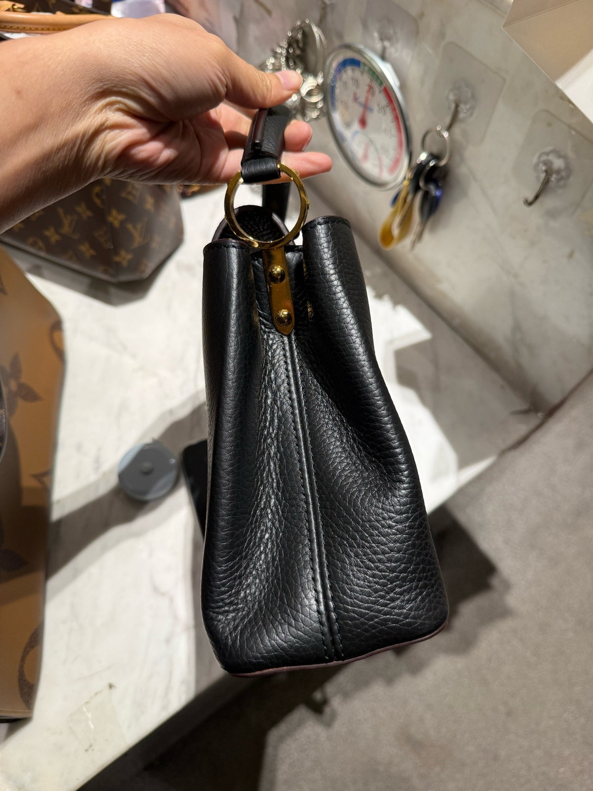 Louis Vuitton - Capucines BB - Leather - Black - (small)