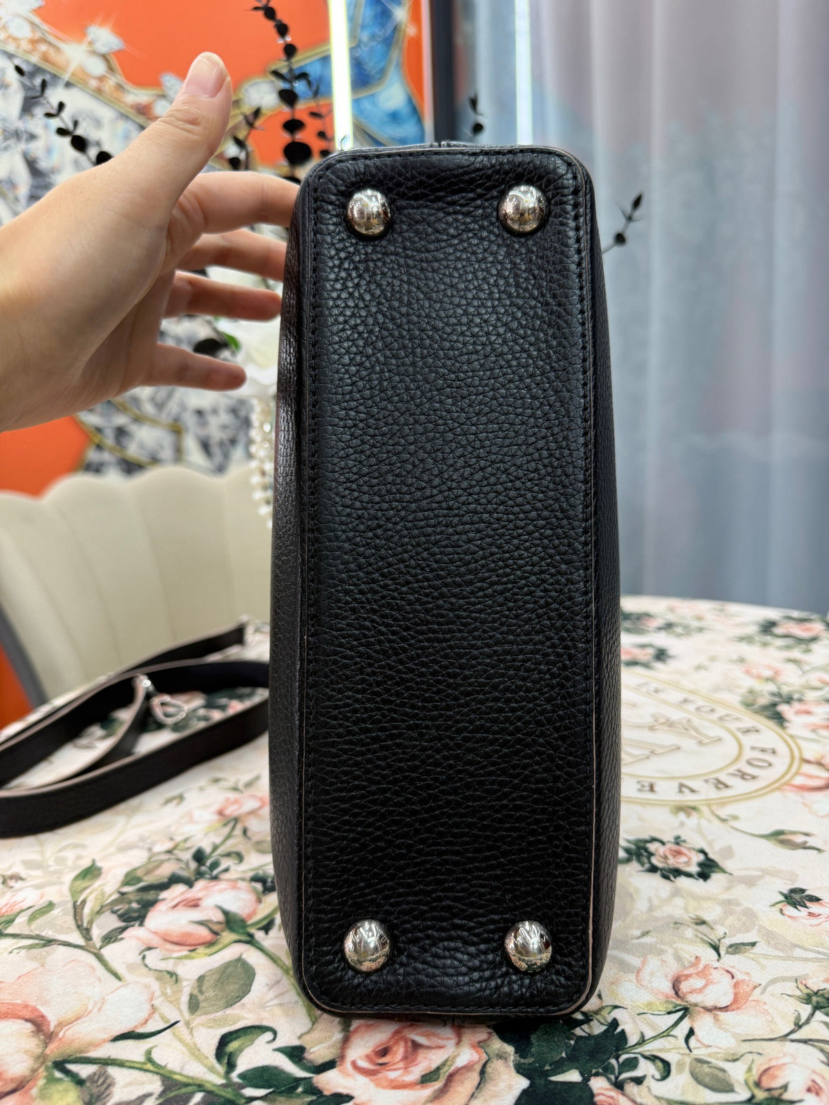 Louis Vuitton - Capucines BB - Leather - Black - (small)