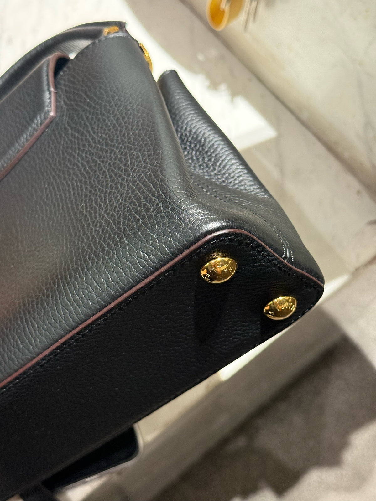 Louis Vuitton - Capucines BB - Leather - Black - (small)