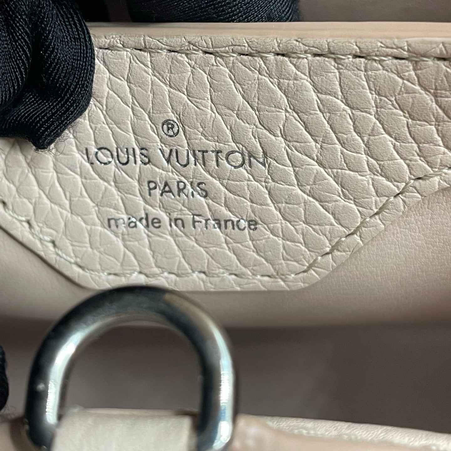 Louis Vuitton - Capucines BB - Leather - Black - (Small)
