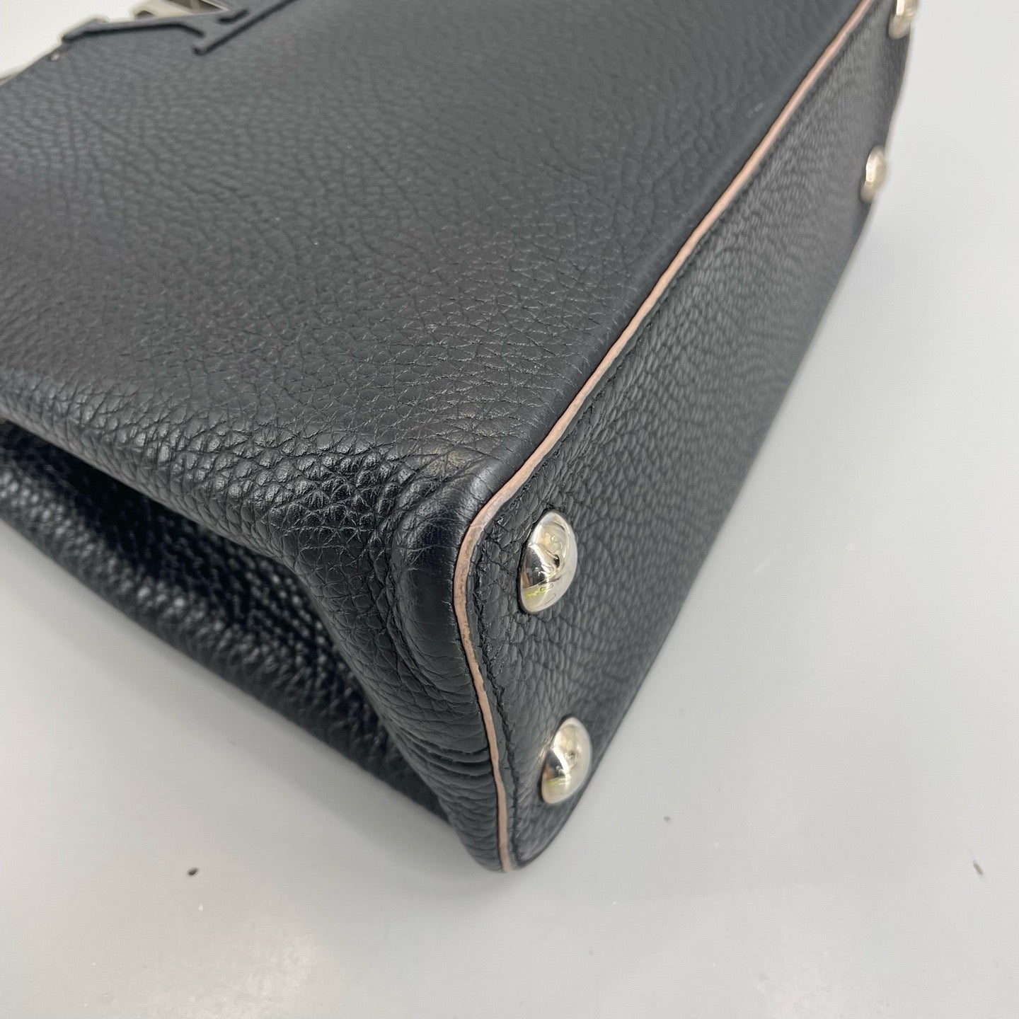 Louis Vuitton - Capucines BB - Leather - Black - (Small)