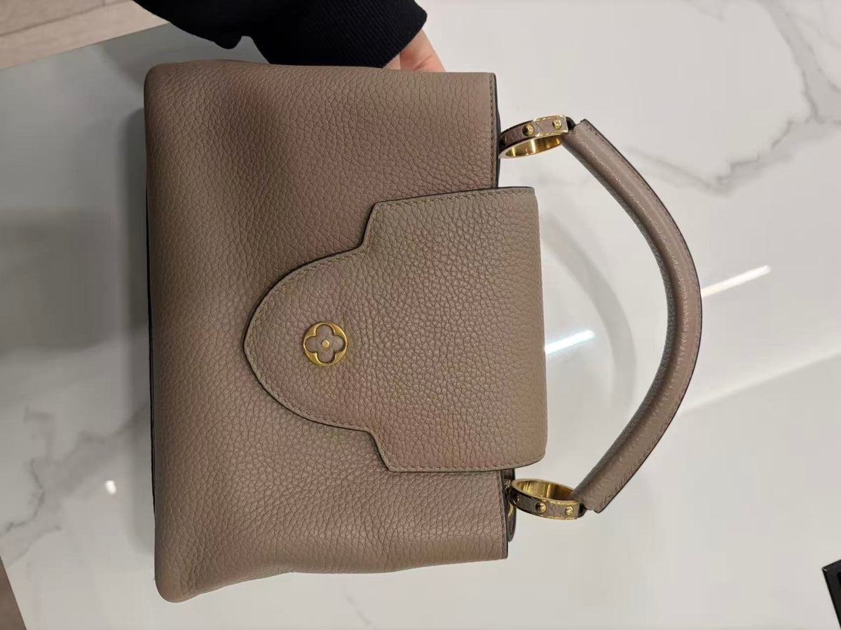 Louis Vuitton - Capucines BB - Leather - Grey - (mini)