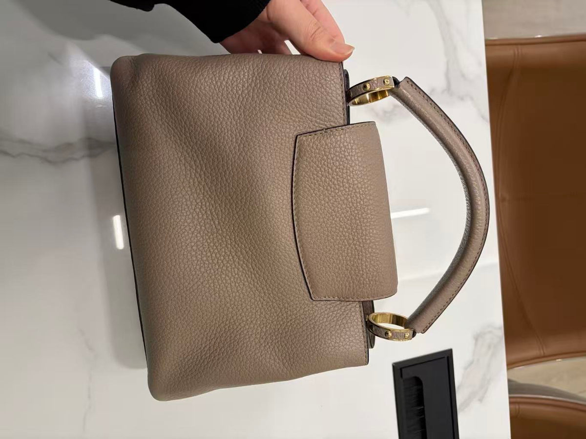 Louis Vuitton - Capucines BB - Leather - Grey - (mini)