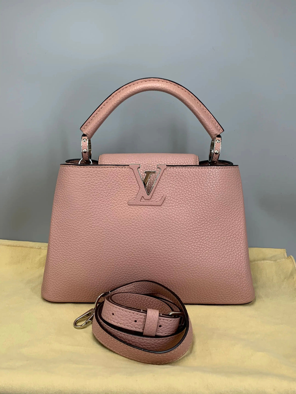 Louis Vuitton - Capucines BB - Leather - Pink - (small)