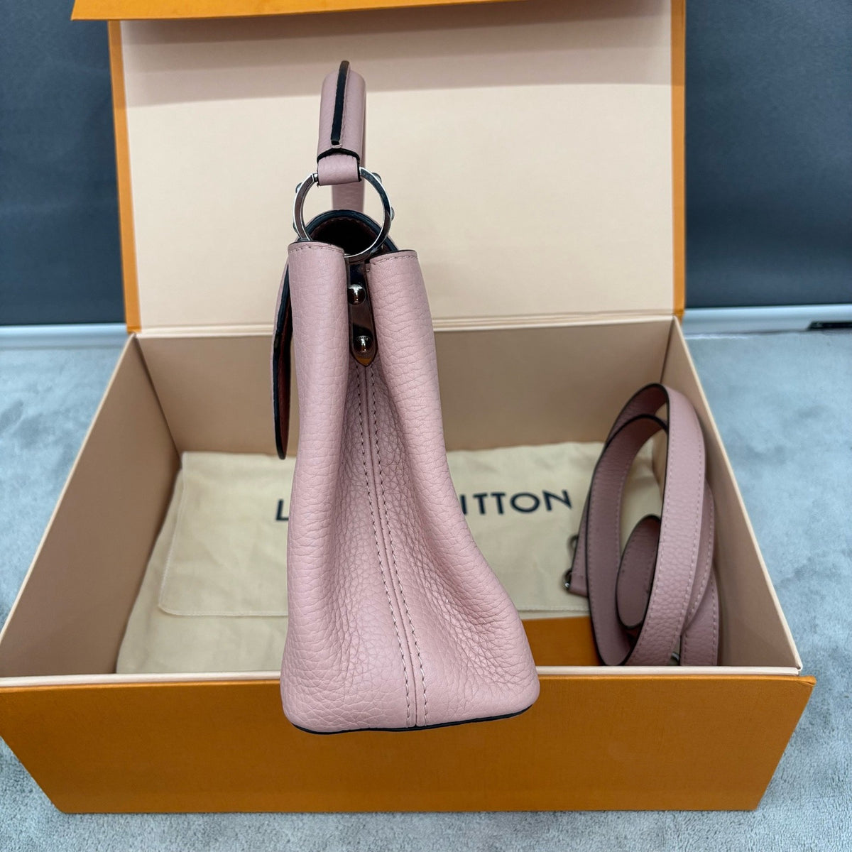 Louis Vuitton - Capucines BB - Leather - Pink - (small)