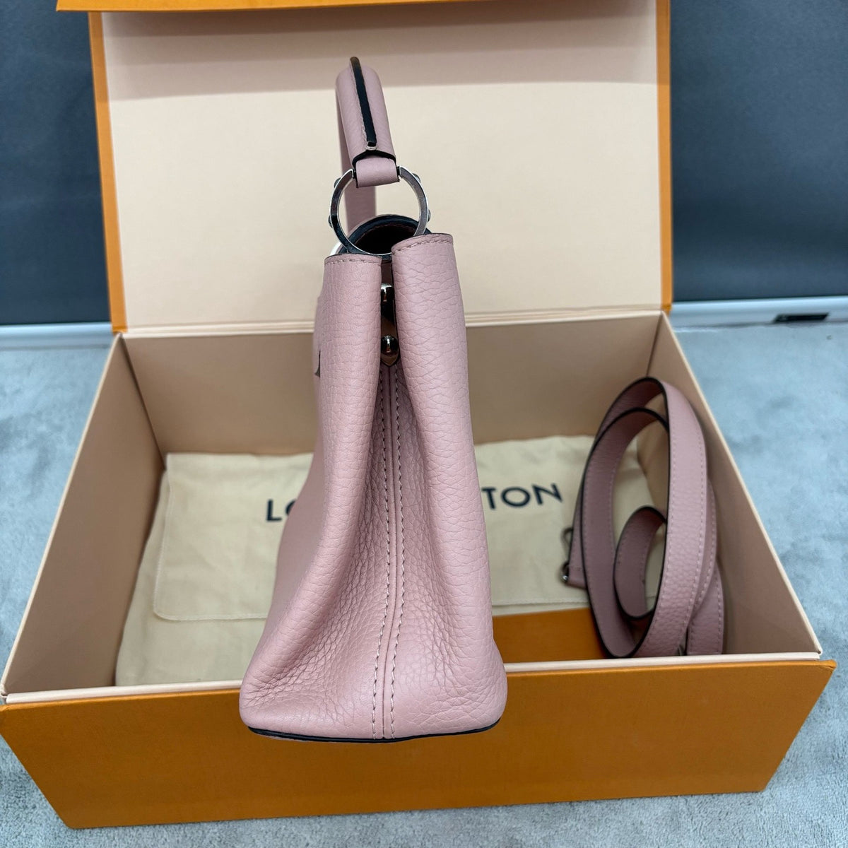 Louis Vuitton - Capucines BB - Leather - Pink - (small)