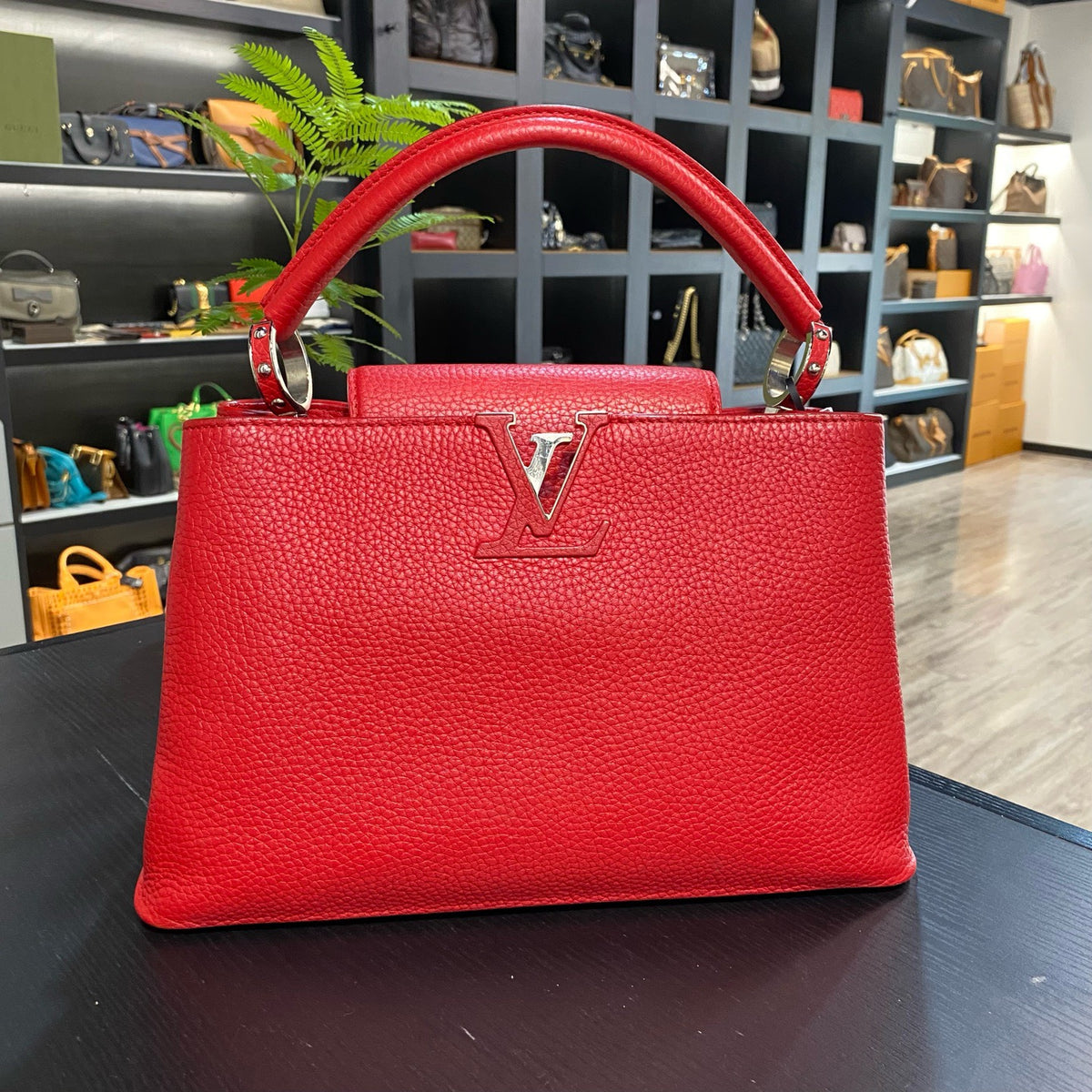 Louis Vuitton - Capucines BB - Leather - Red - (small)