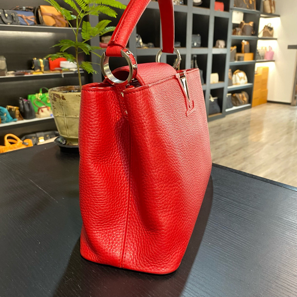 Louis Vuitton - Capucines BB - Leather - Red - (small)