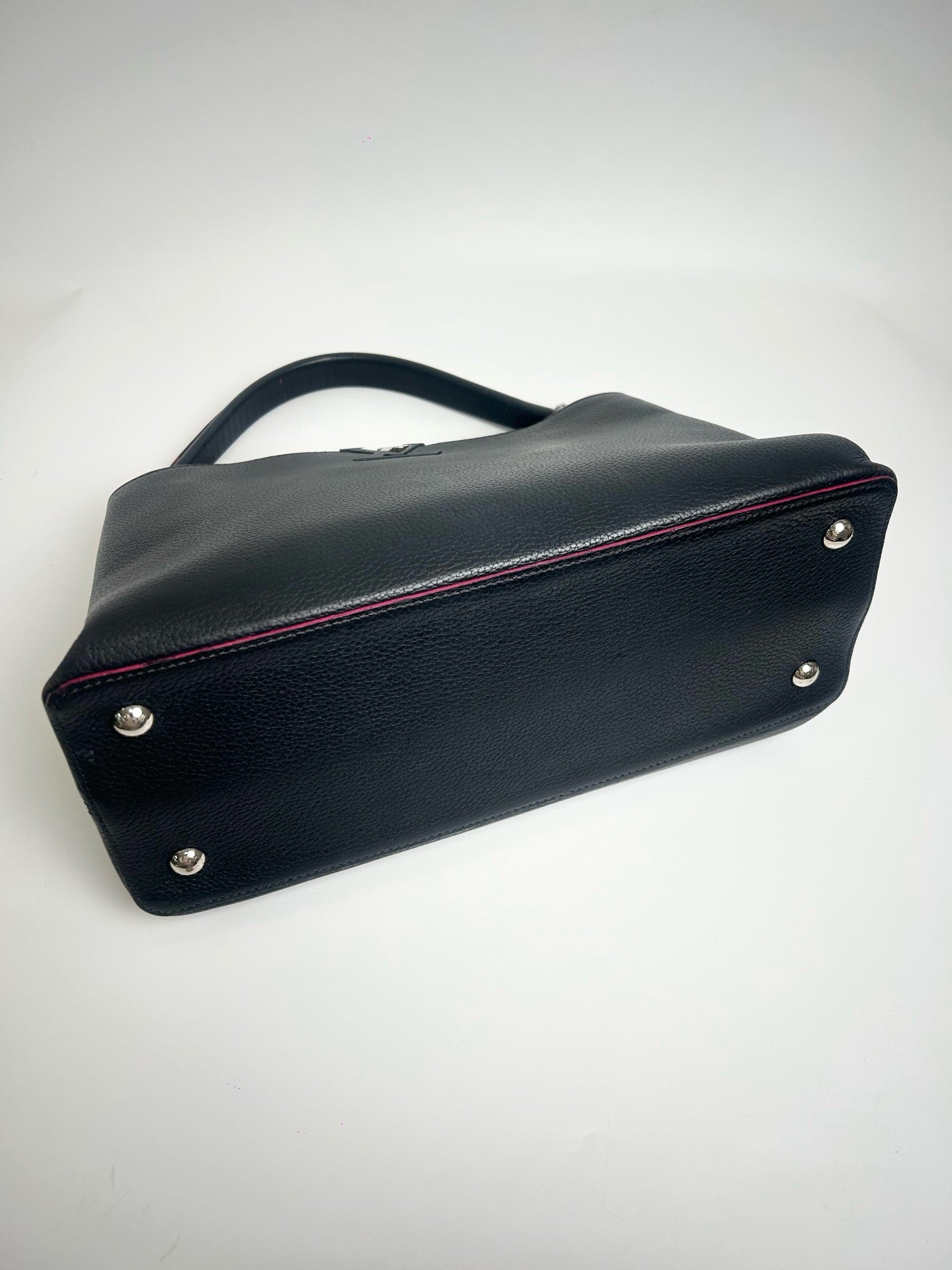 Louis Vuitton - Capucines - Calfskin - Black - (Large)