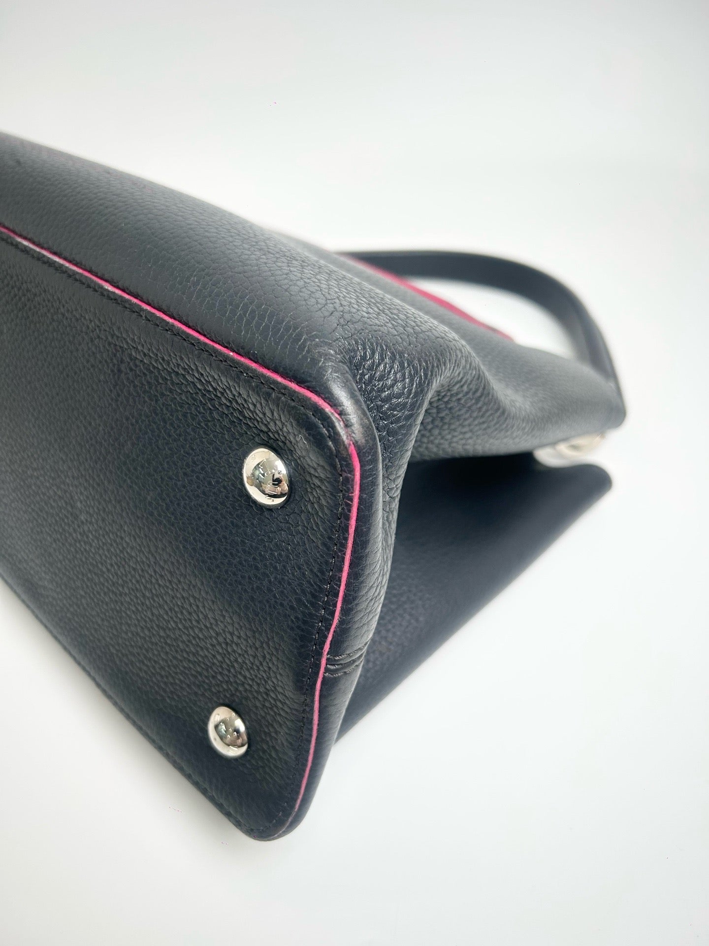 Louis Vuitton - Capucines - Calfskin - Black - (Large)