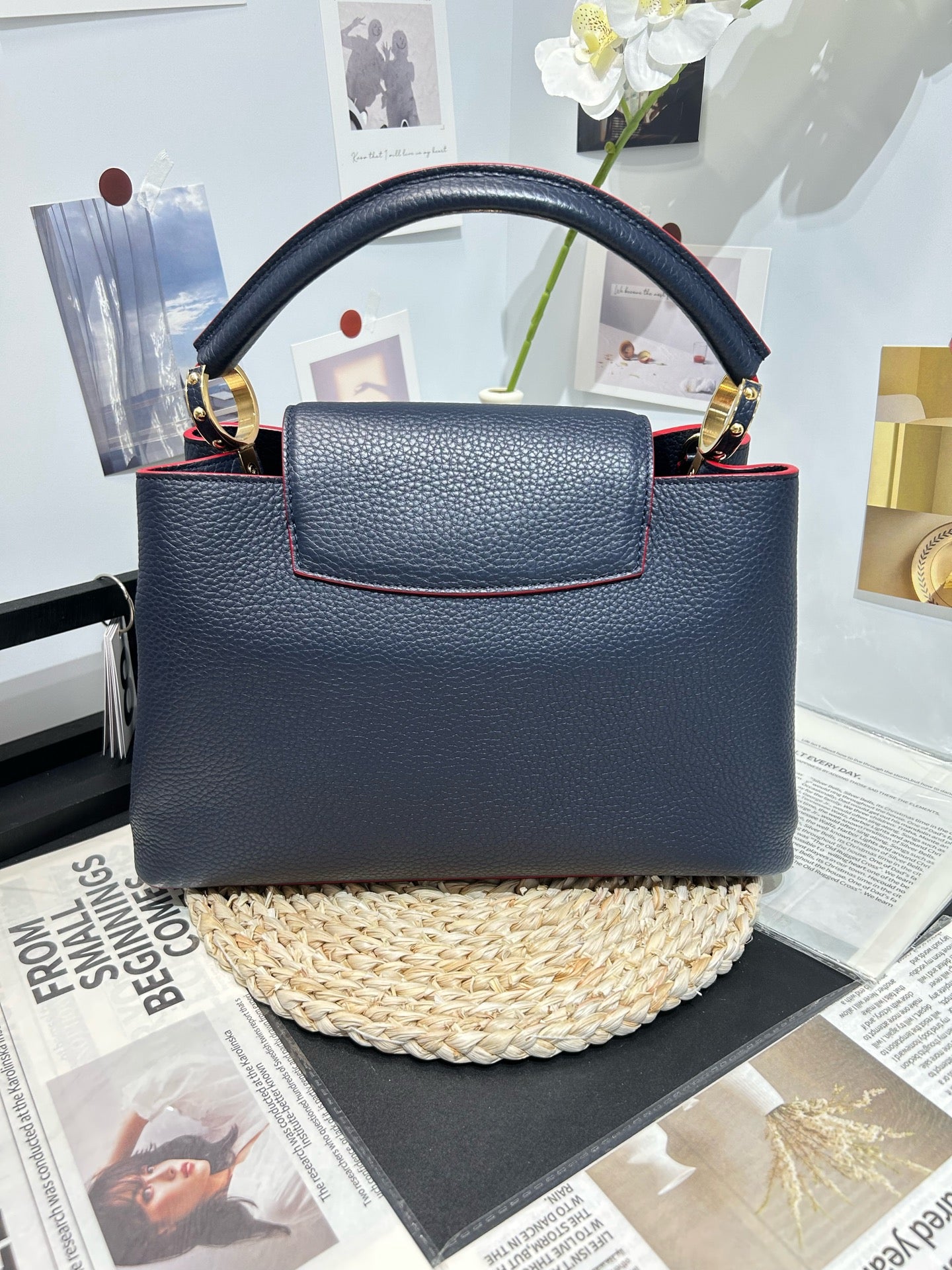 Louis Vuitton - Capucines - Calfskin - Blue - (medium)
