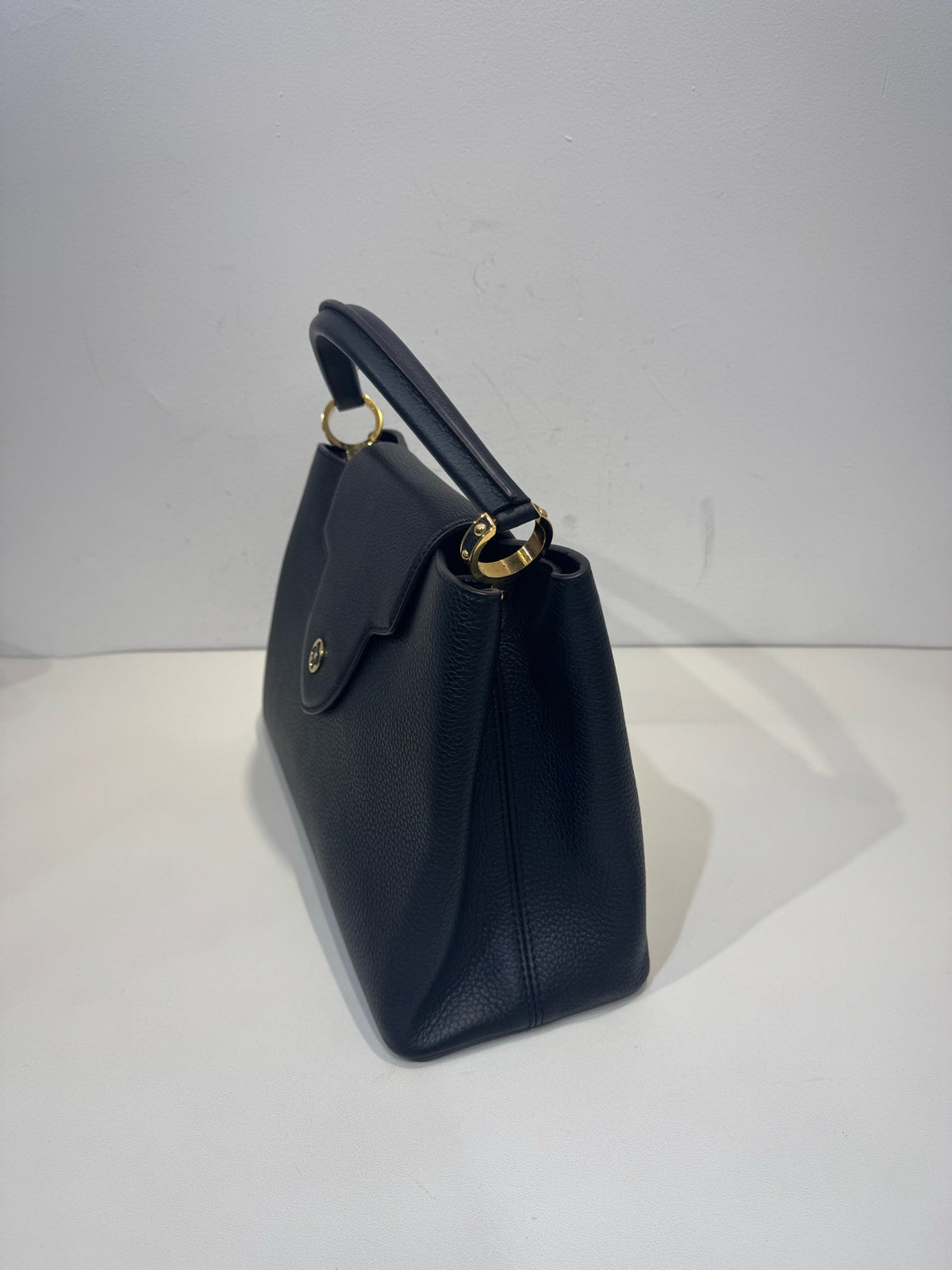 Louis Vuitton - Capucines Large - Leather - Black - (Large)