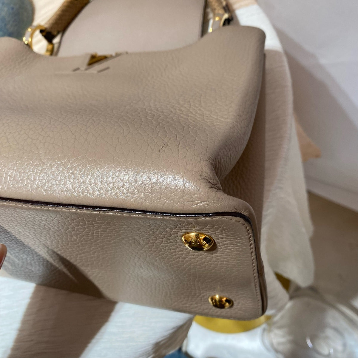 Louis Vuitton - Capucines Large - Leather - Grey - (large)