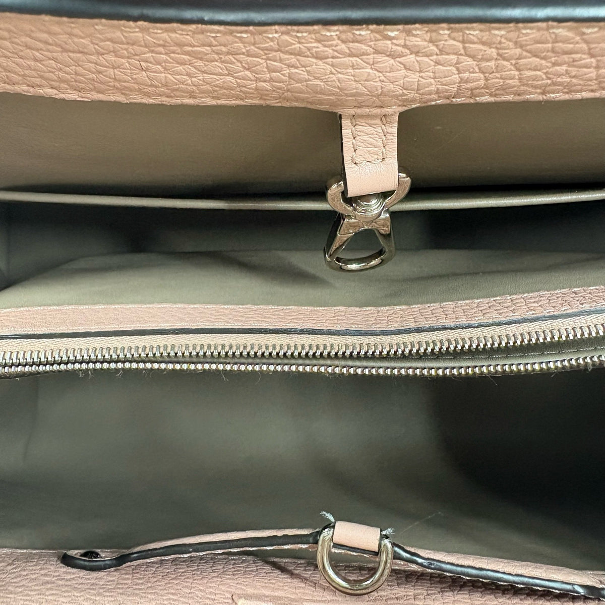 Louis Vuitton - Capucines Large - Leather - Pink - (large)