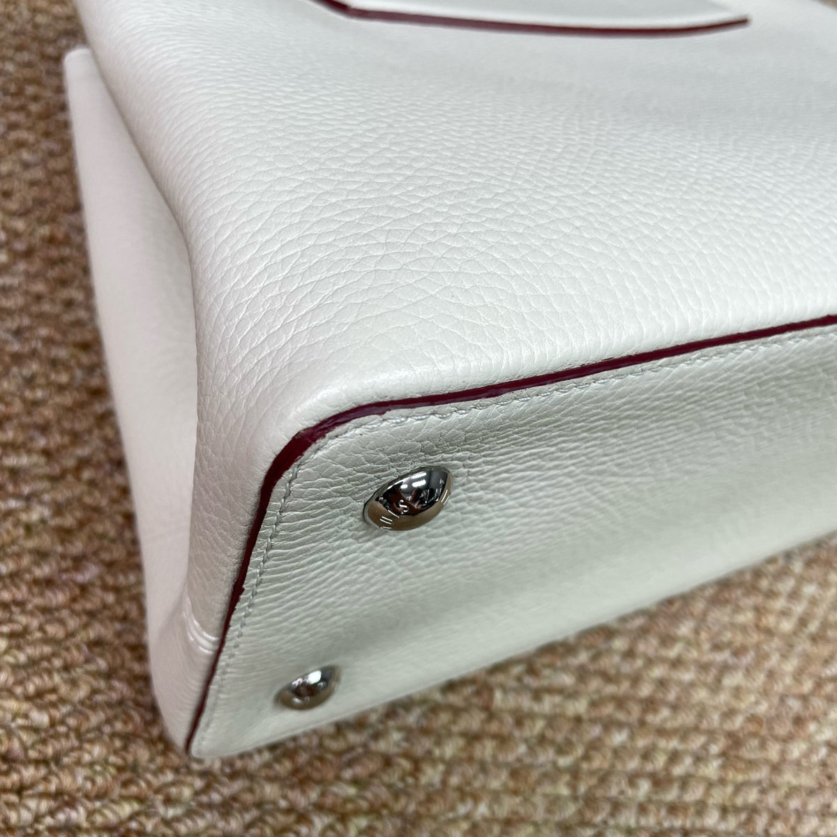 Louis Vuitton - Capucines Large - Leather - White - (large)