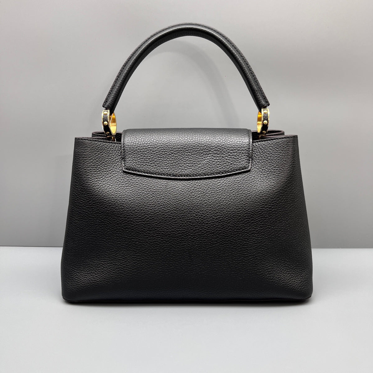 Louis Vuitton - Capucines - Leather - Black - (large)