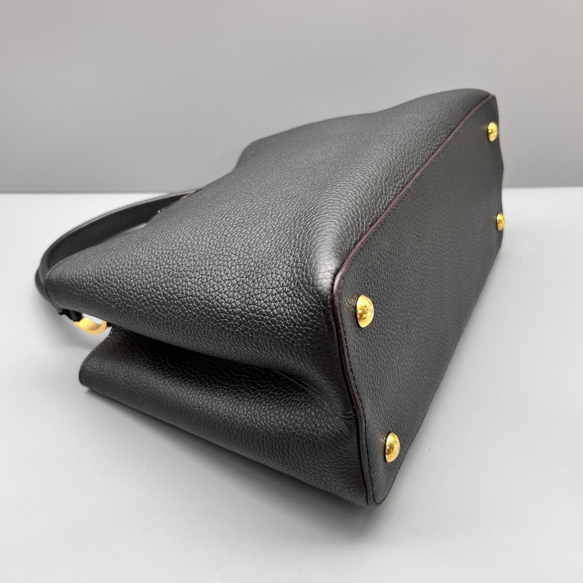 Louis Vuitton - Capucines - Leather - Black - (large)