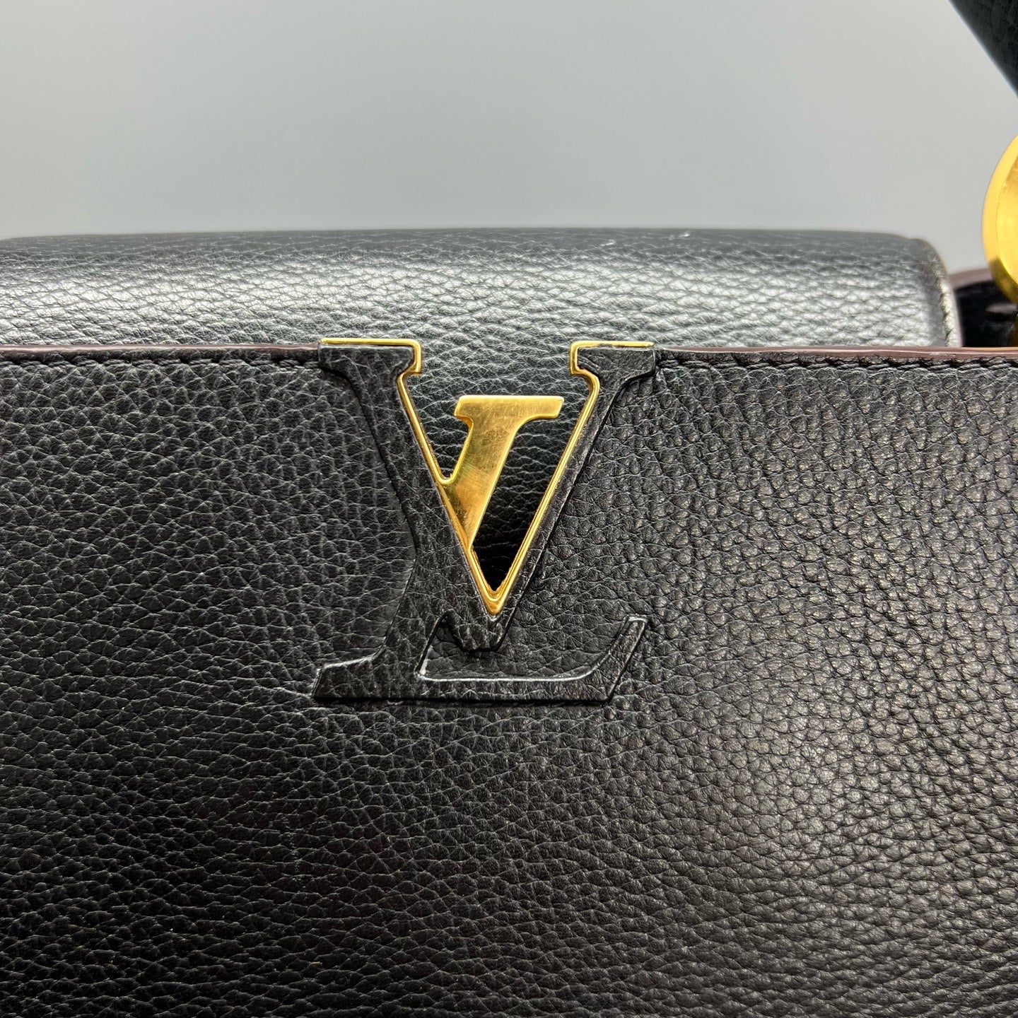 Louis Vuitton - Capucines - Leather - Black - (large)