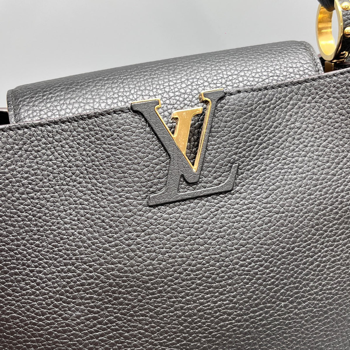 Louis Vuitton - Capucines - Leather - Black - (large)