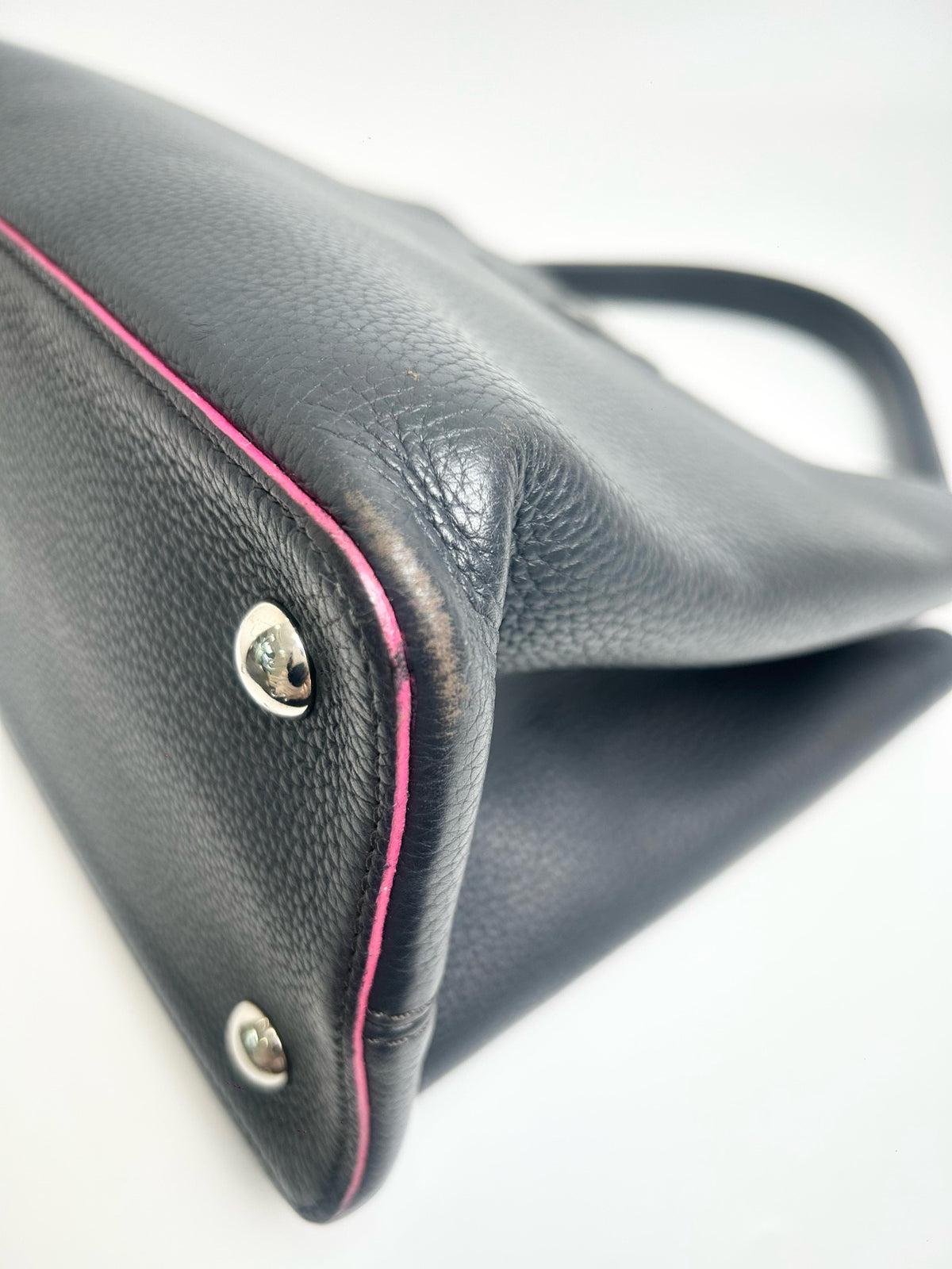 Louis Vuitton - Capucines - Leather - Black - (large)