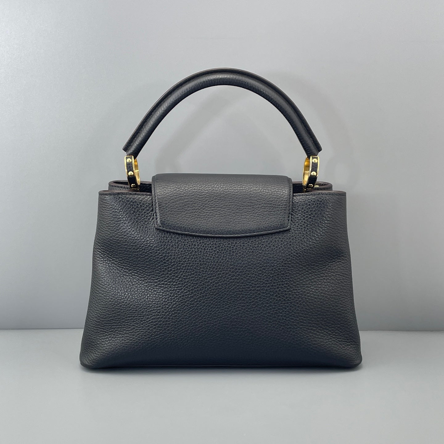 Louis Vuitton - Capucines - Leather - Black - (medium)