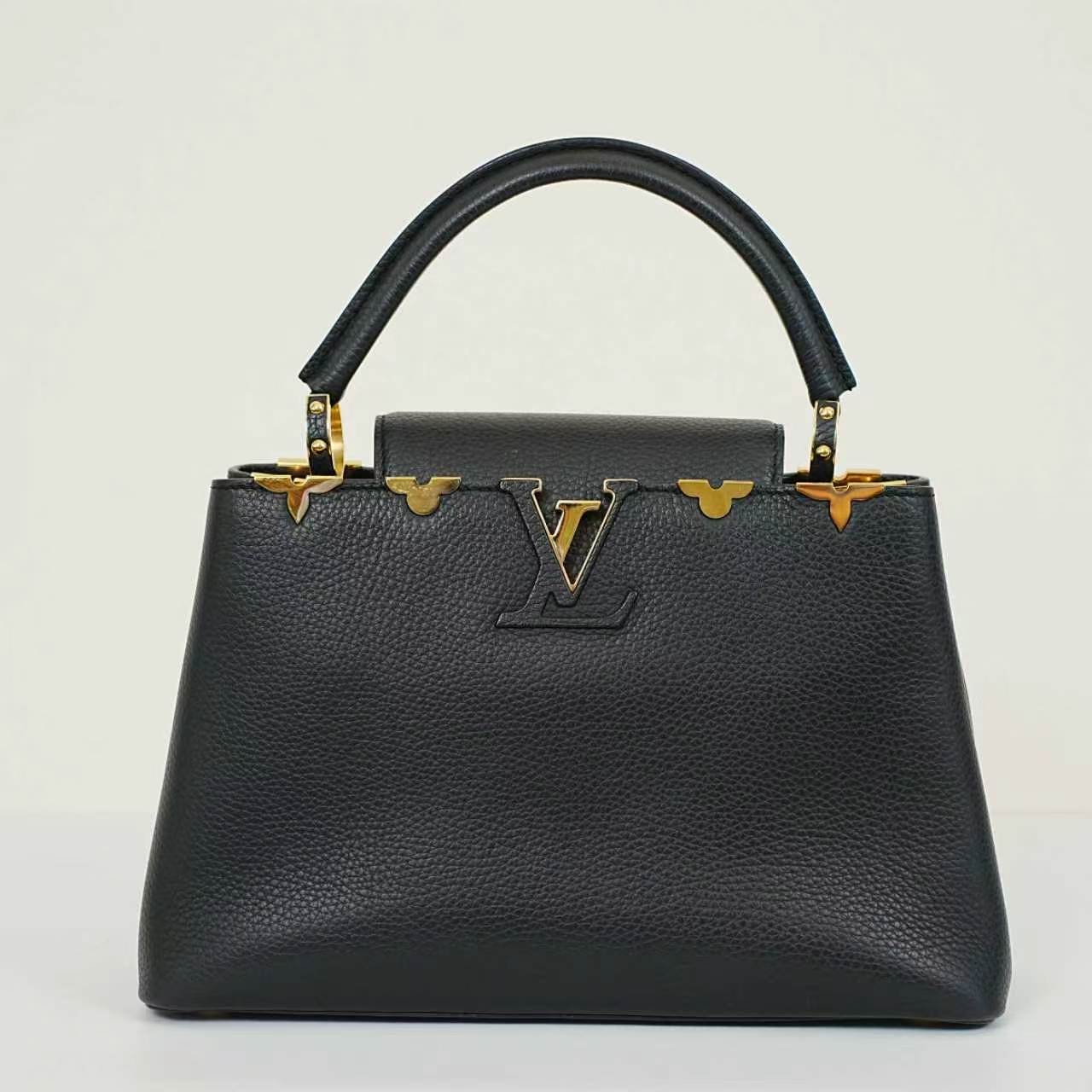 Louis Vuitton - Capucines - Leather - Black - (medium)