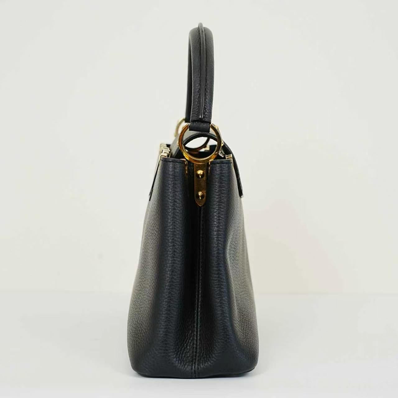 Louis Vuitton - Capucines - Leather - Black - (medium)