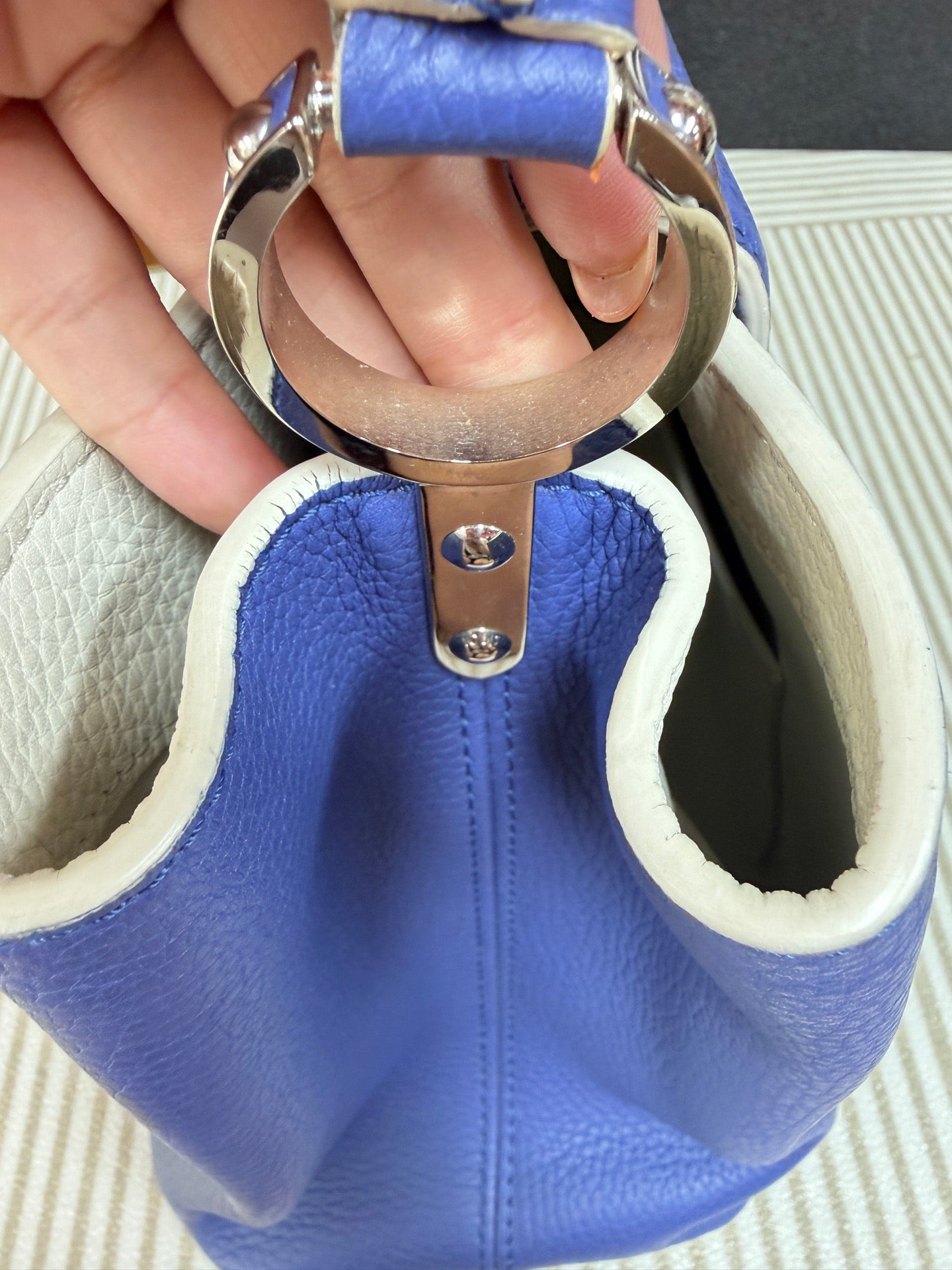 Louis Vuitton - Capucines - Leather - Blue - (large)