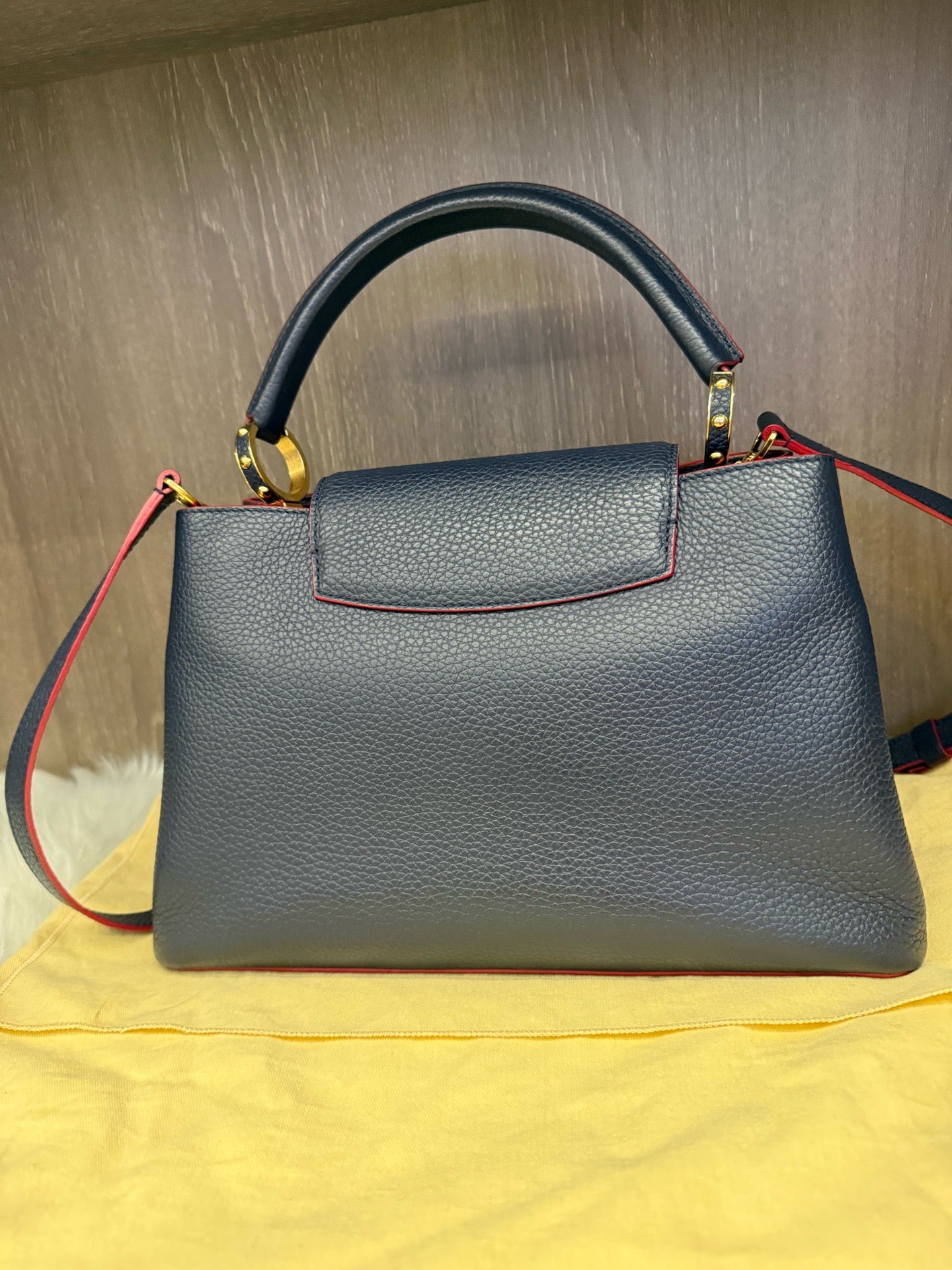 Louis Vuitton - Capucines - Leather - Blue - (medium)
