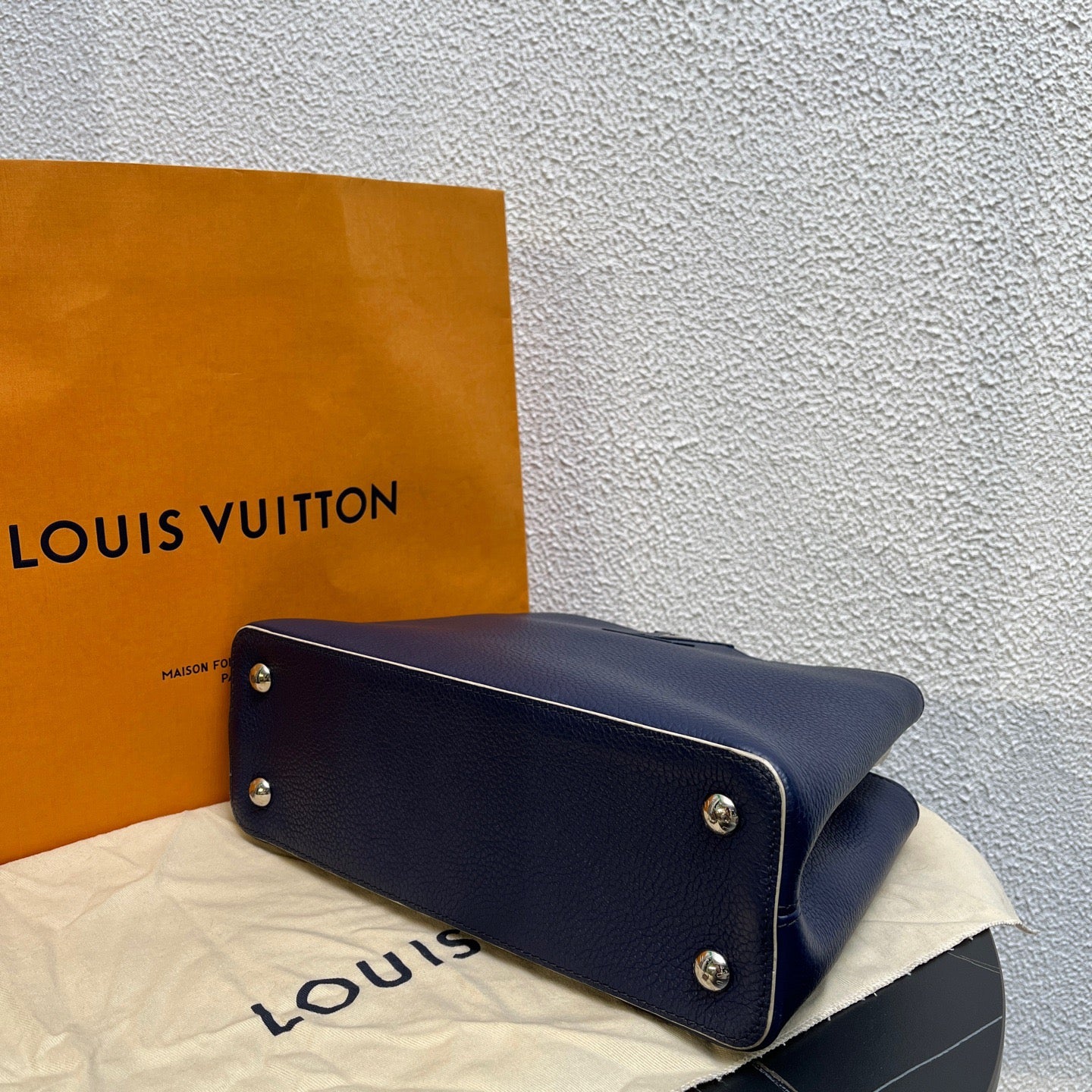 Louis Vuitton - Capucines - Leather - Blue - (Medium)