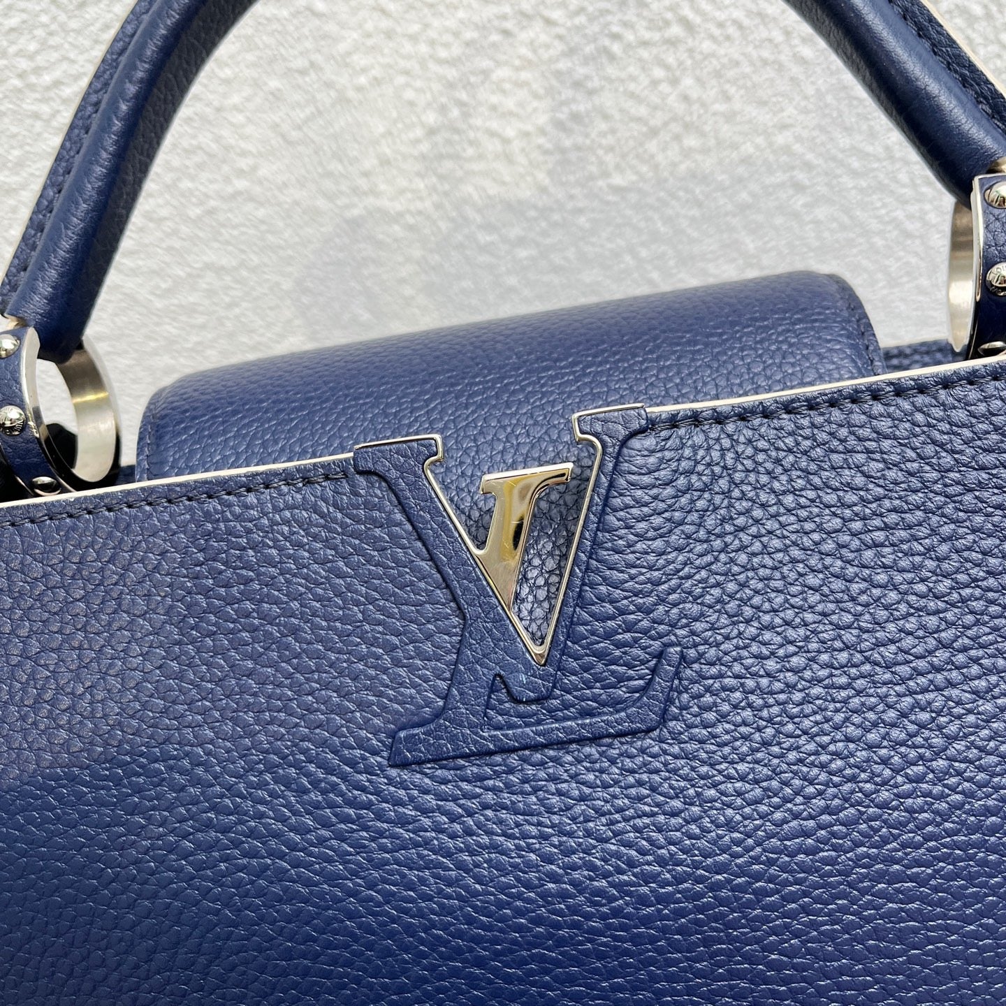 Louis Vuitton - Capucines - Leather - Blue - (Medium)