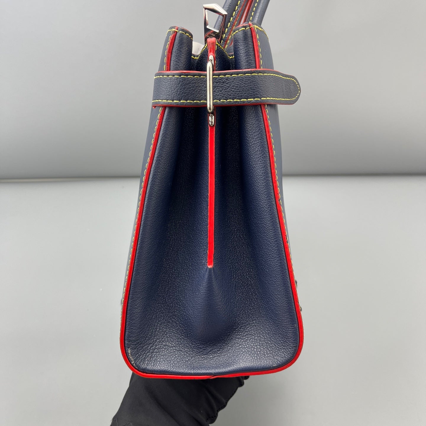 Louis Vuitton - Capucines - Leather - Blue - (medium)