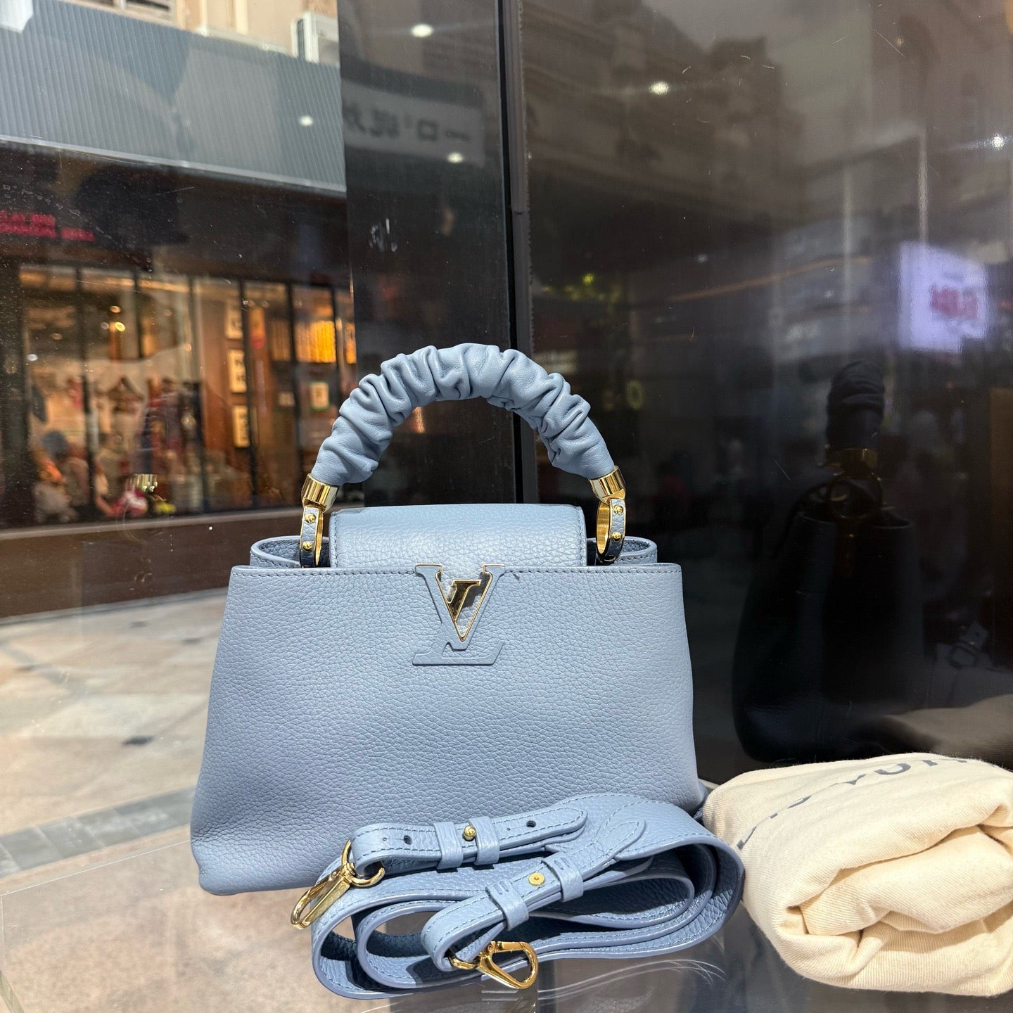 Louis Vuitton - Capucines - Leather - Blue - (small)