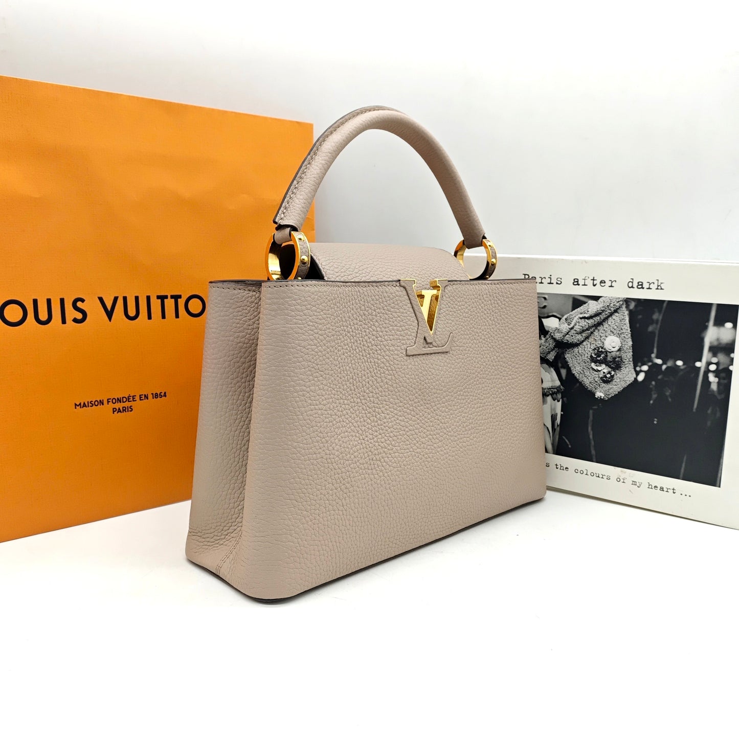 Louis Vuitton - Capucines - Leather - Grey - (Medium)