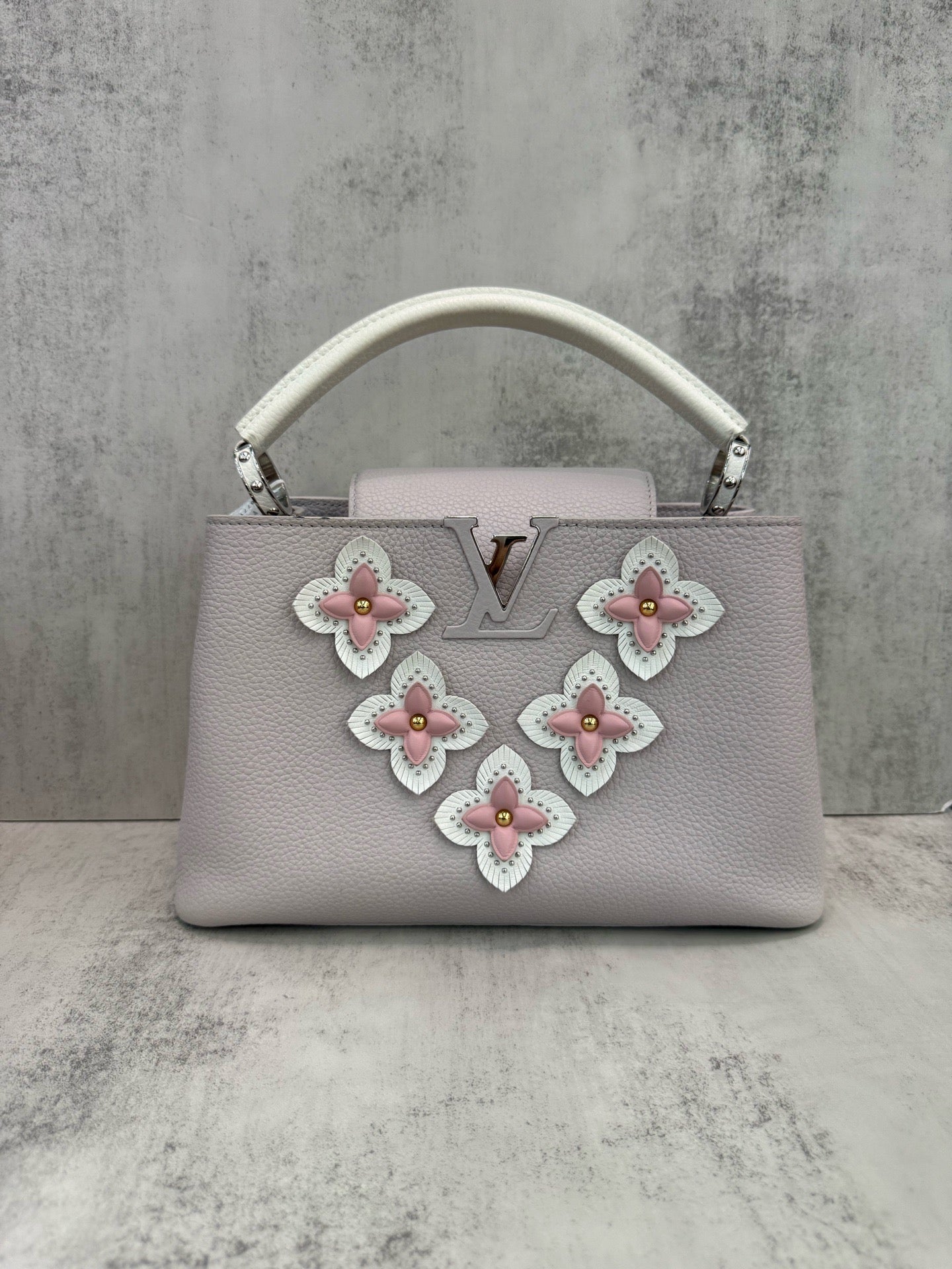Louis Vuitton - Capucines - Leather - Grey - (Other)