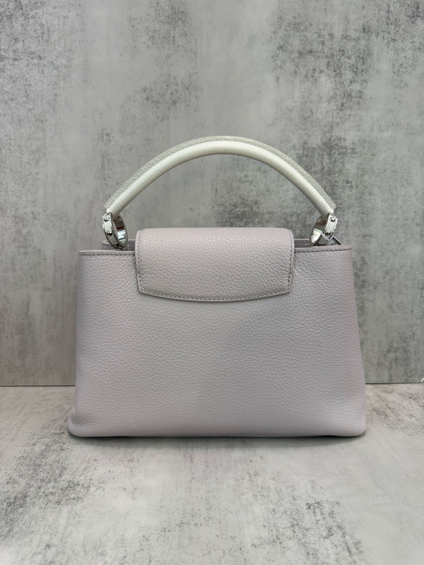 Louis Vuitton - Capucines - Leather - Grey - (Other)