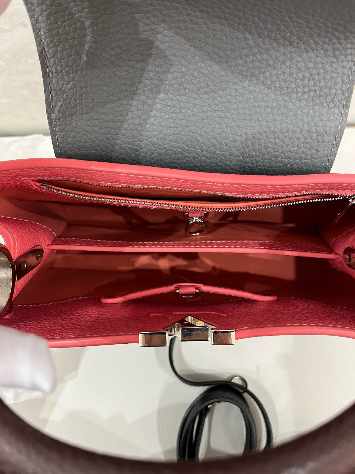 Louis Vuitton - Capucines - Leather - Multicolour
