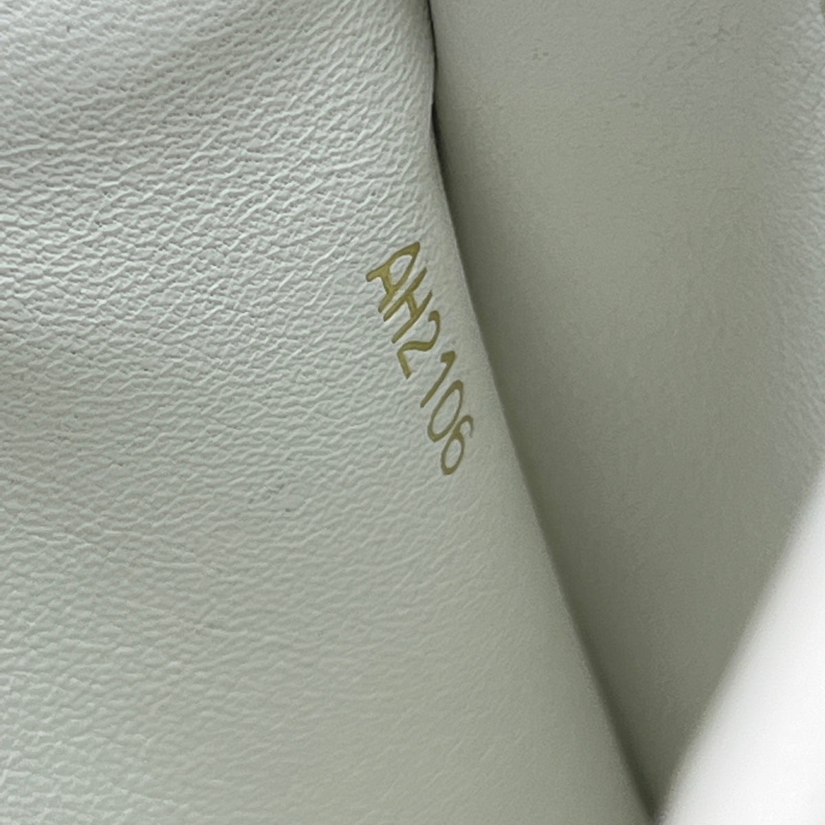 Louis Vuitton - Capucines - Leather - Multicolour - (medium)