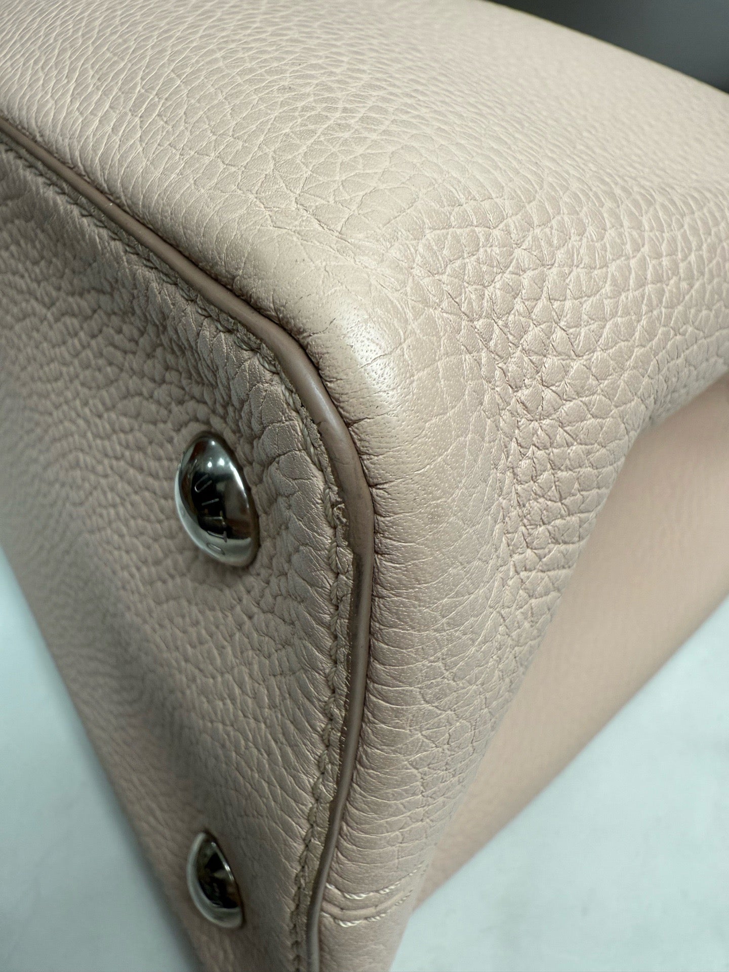 Louis Vuitton - Capucines - Leather - Pink - (large)