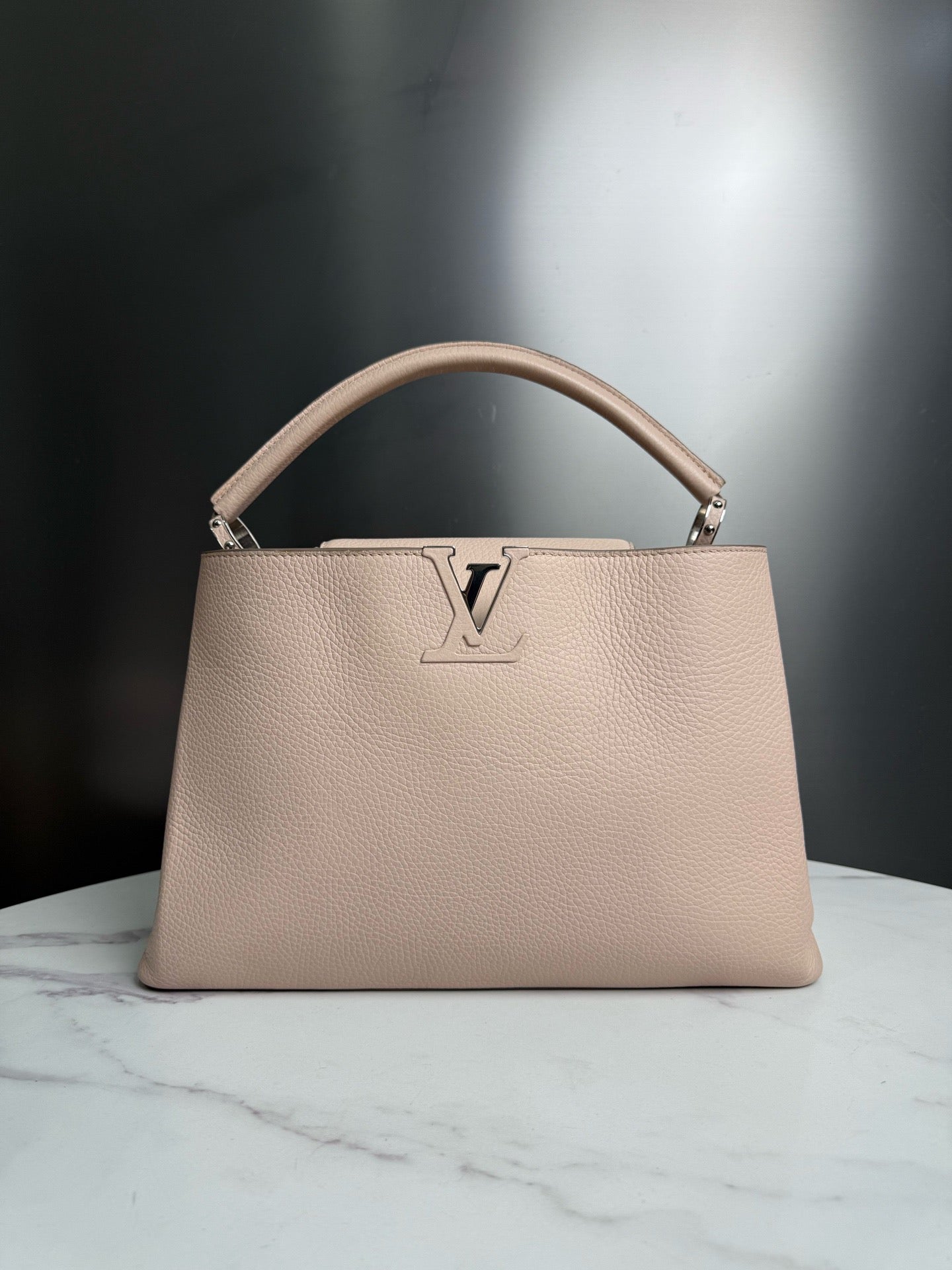 Louis Vuitton - Capucines - Leather - Pink - (large)