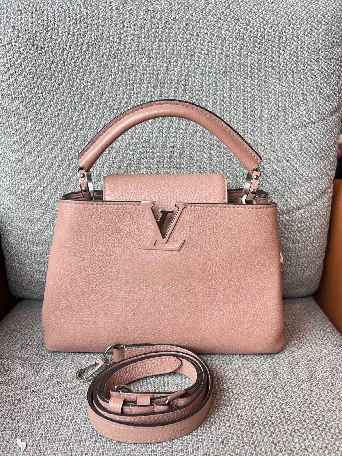 Louis Vuitton - Capucines - Leather - Pink - (medium)