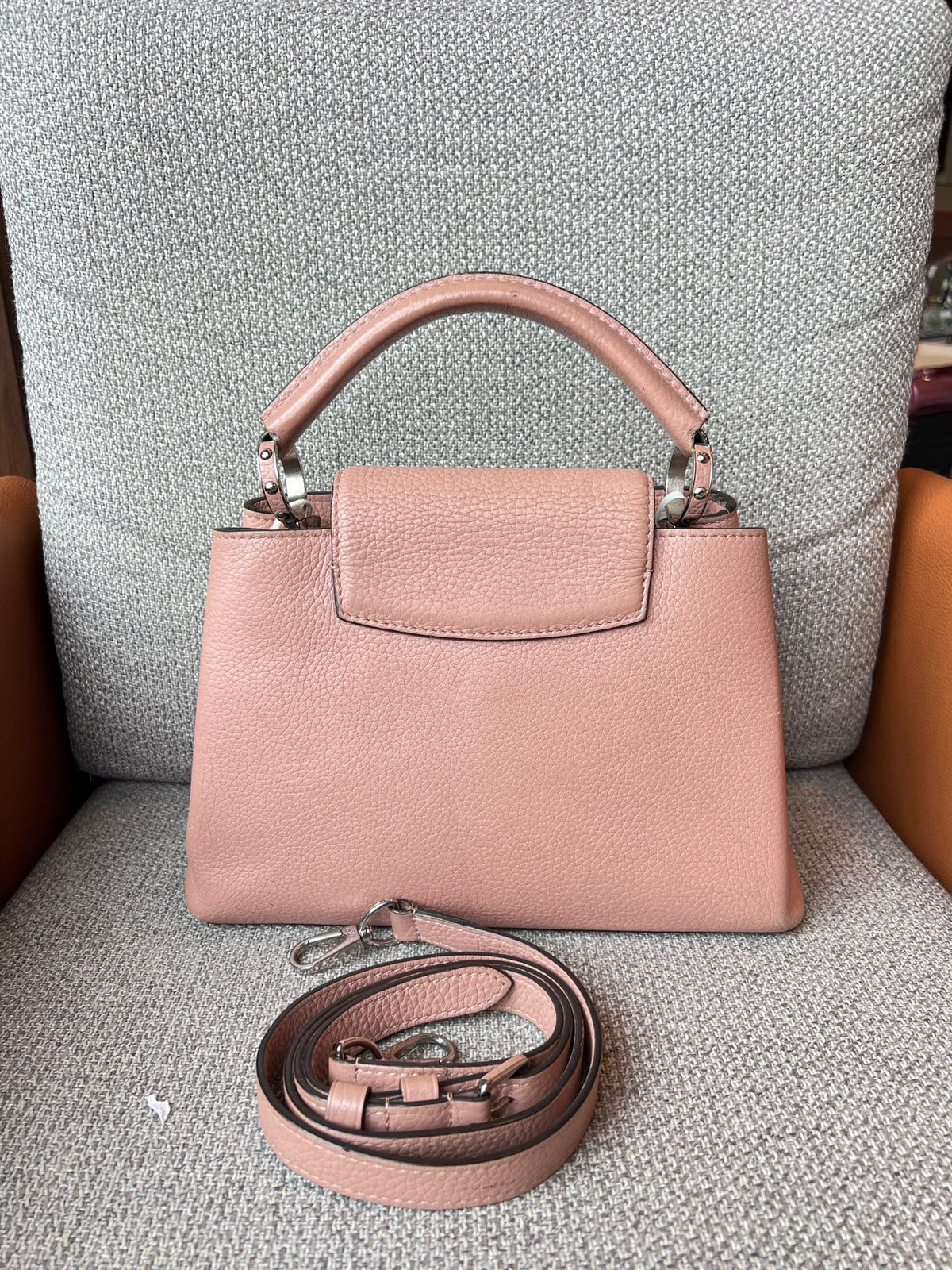 Louis Vuitton - Capucines - Leather - Pink - (medium)