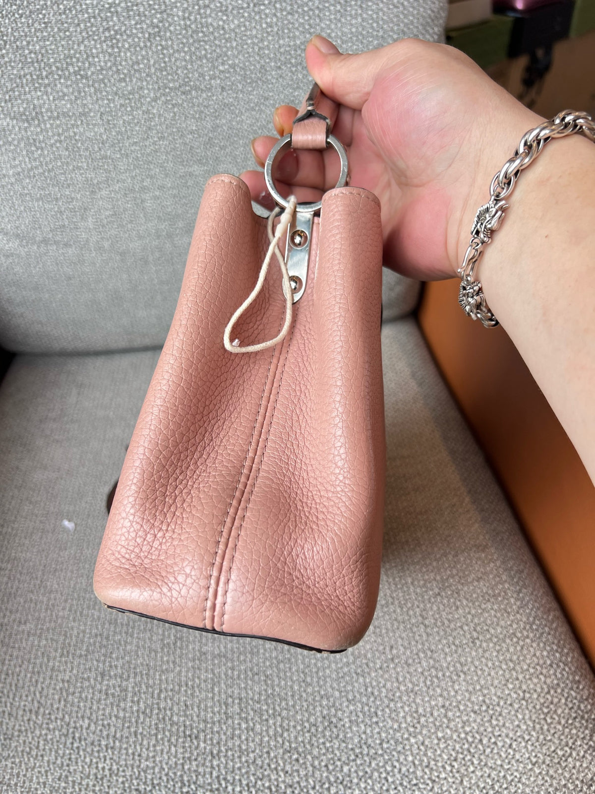 Louis Vuitton - Capucines - Leather - Pink - (medium)