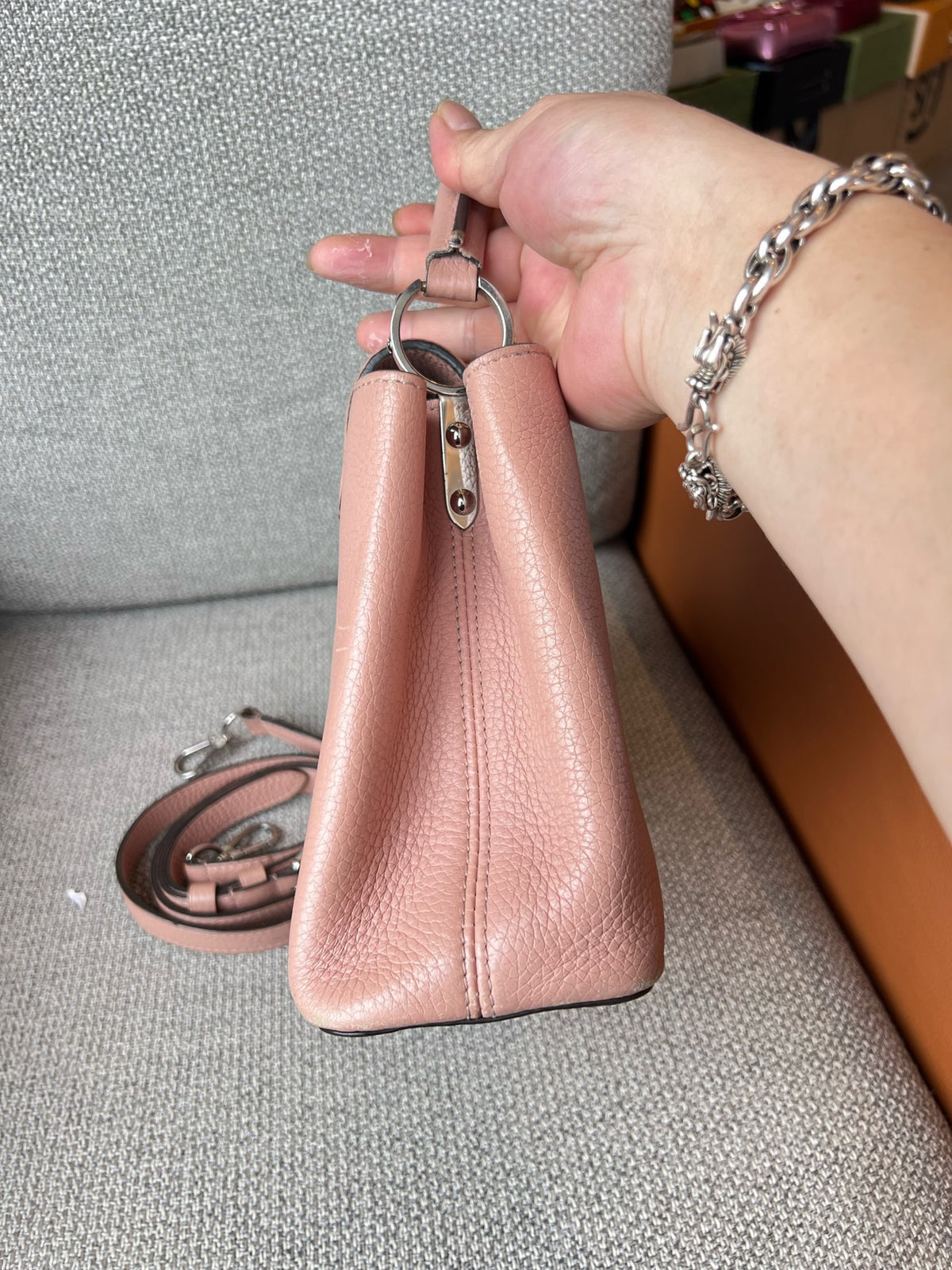 Louis Vuitton - Capucines - Leather - Pink - (medium)