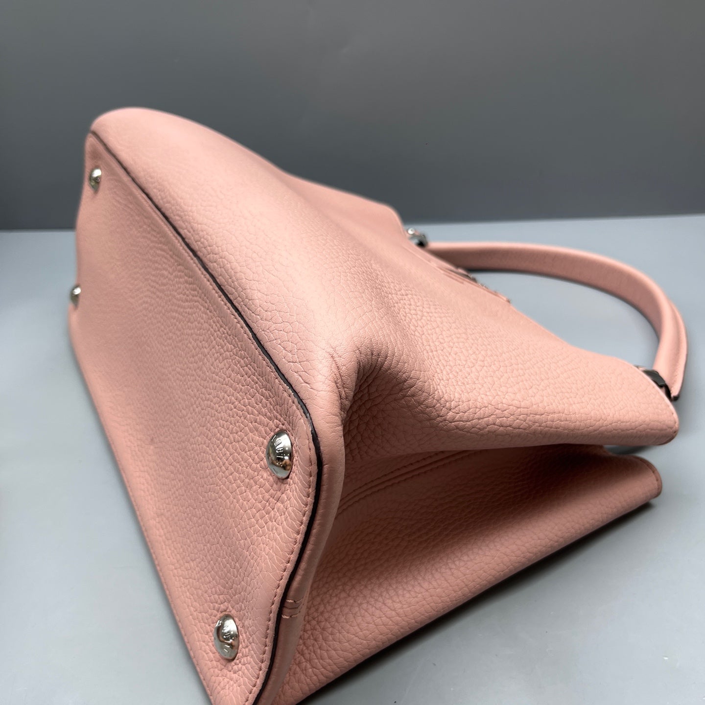 Louis Vuitton - Capucines - Leather - Pink - (medium)