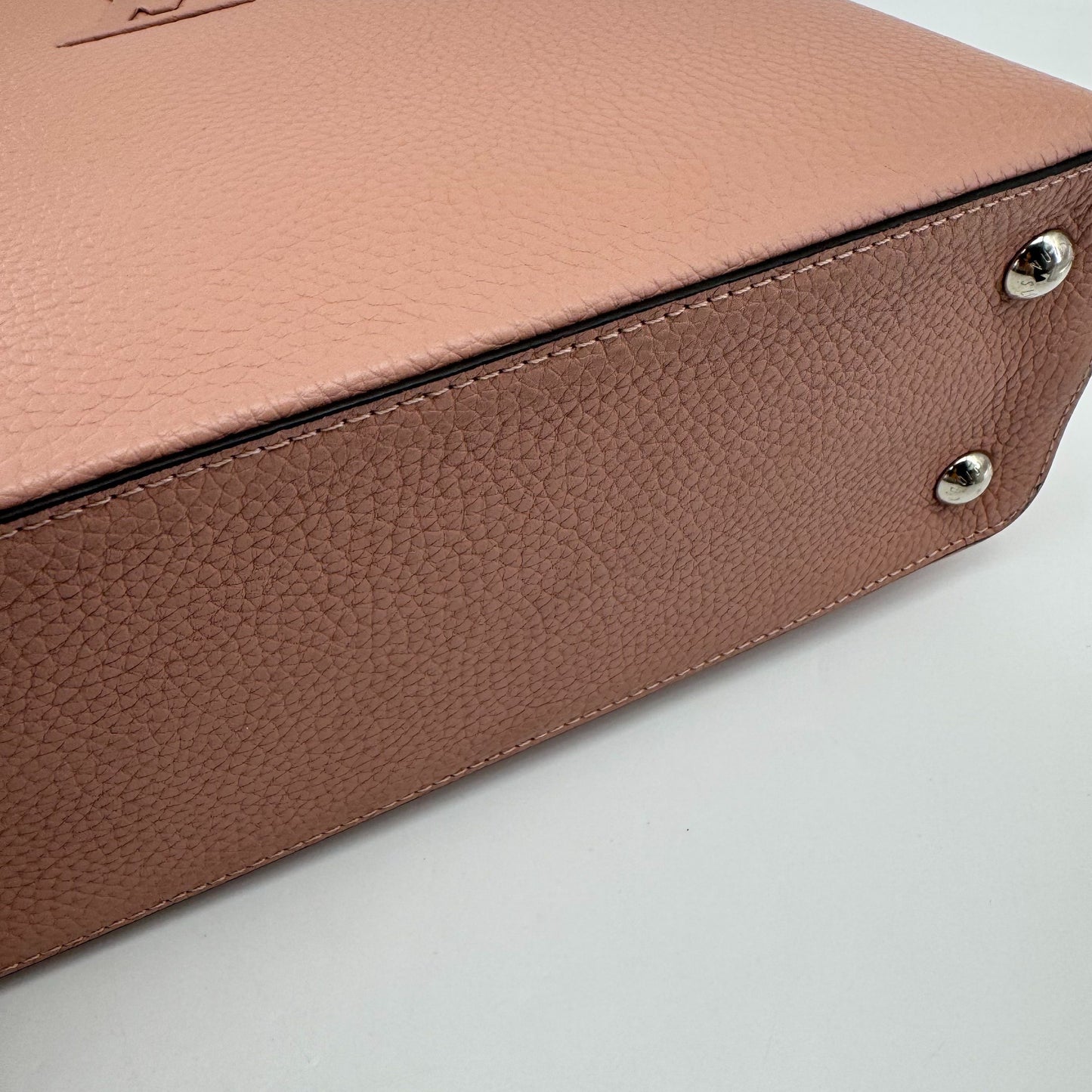 Louis Vuitton - Capucines - Leather - Pink - (medium)