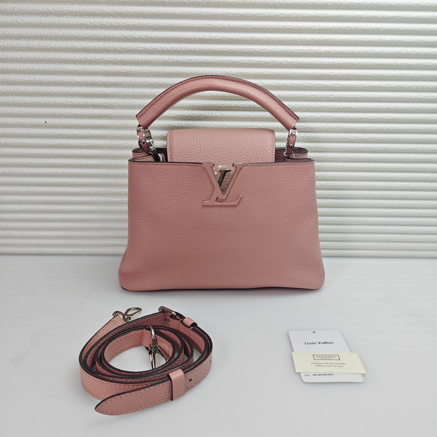 Louis Vuitton - Capucines - Leather - Pink - (mini)