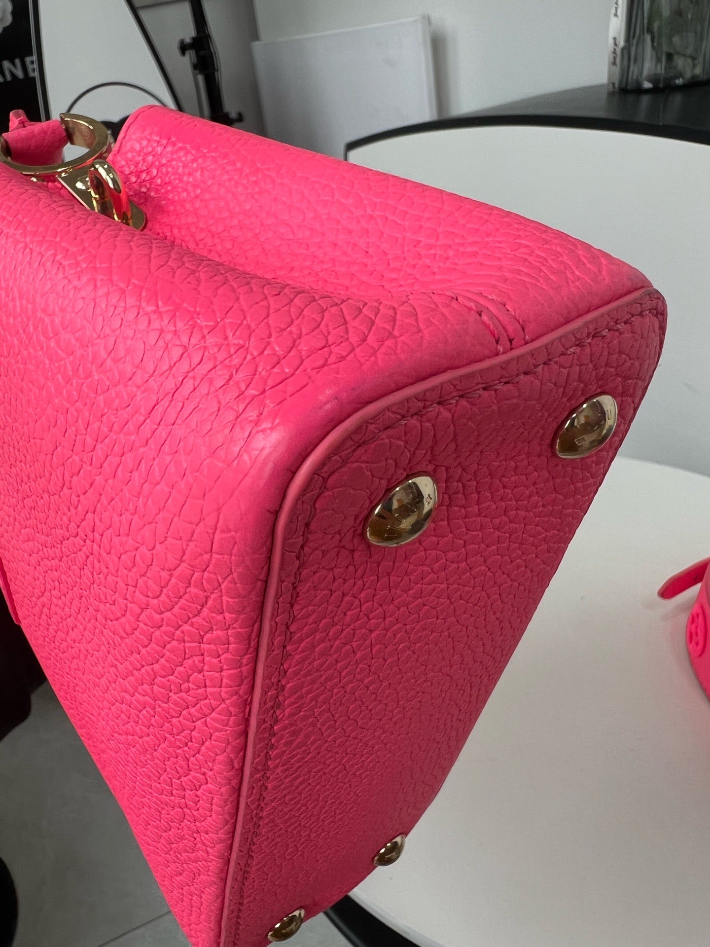 Louis Vuitton - Capucines - Leather - Pink - (mini)