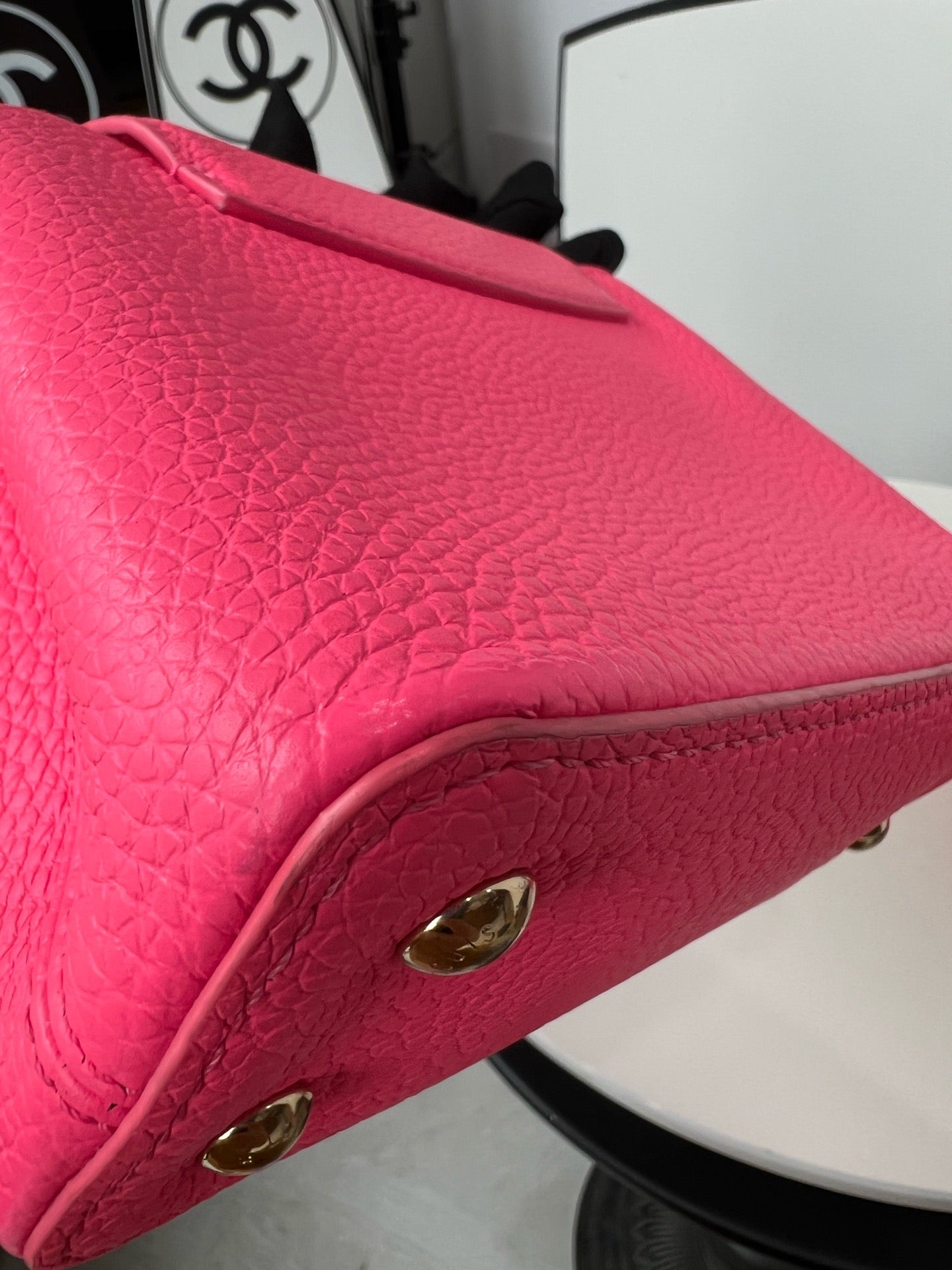 Louis Vuitton - Capucines - Leather - Pink - (mini)